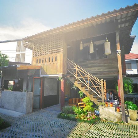 Manon Hostel Čiang Mai Exteriér fotografie