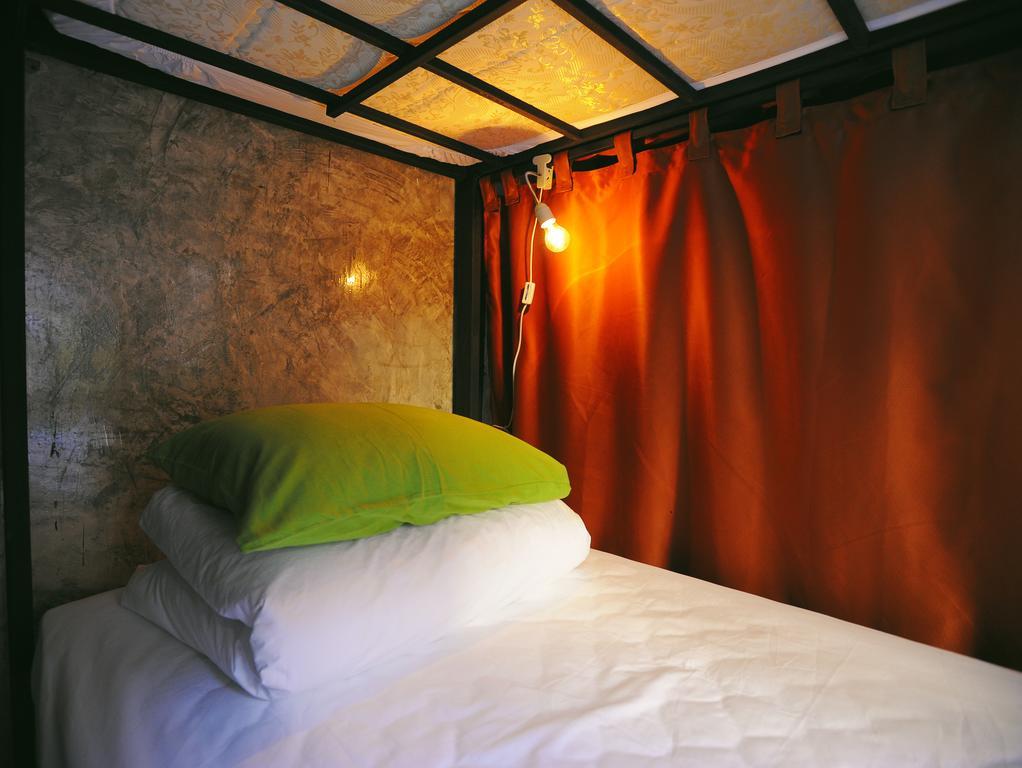 Manon Hostel Čiang Mai Pokoj fotografie