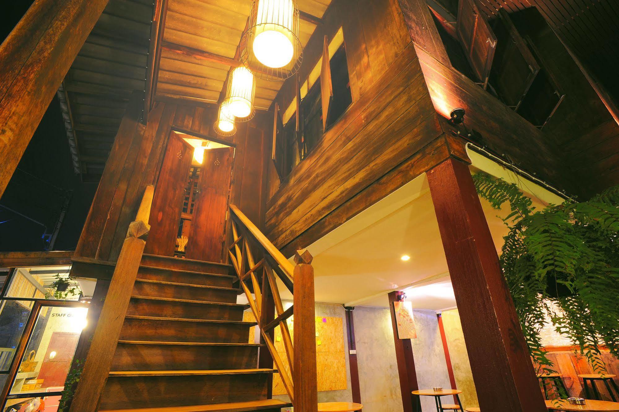 Manon Hostel Čiang Mai Exteriér fotografie