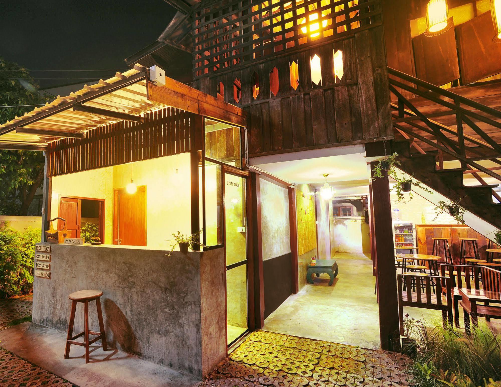 Manon Hostel Čiang Mai Exteriér fotografie