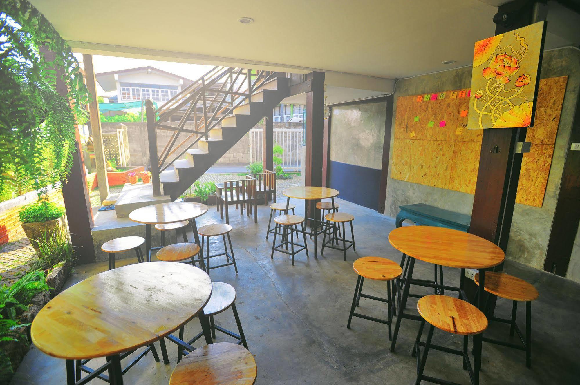 Manon Hostel Čiang Mai Exteriér fotografie